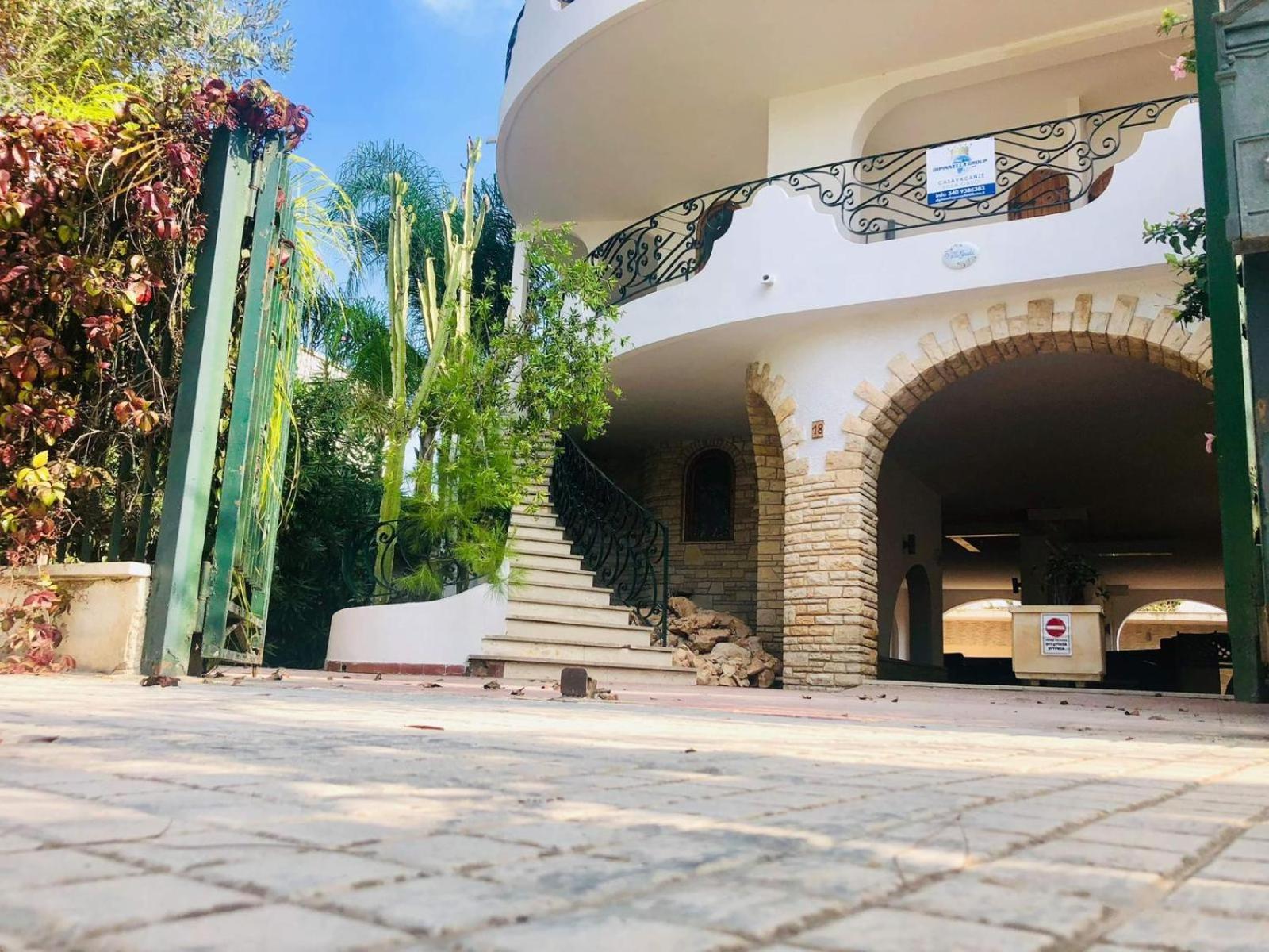 سانت إيزيدورو Villa Gaudi المظهر الخارجي الصورة